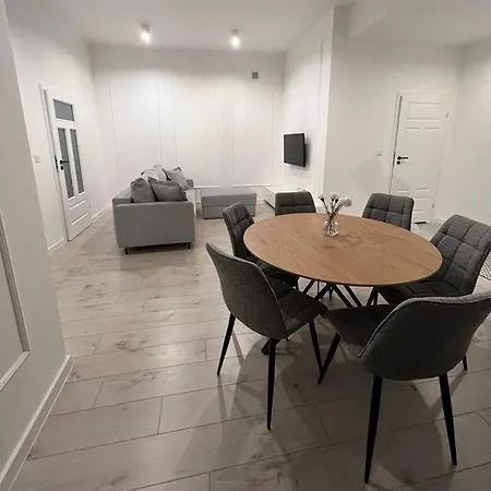 Premium Old Town Apartment