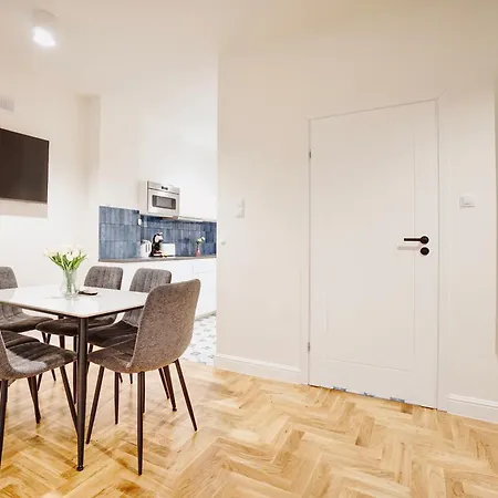 Premium Old Town Apartment *