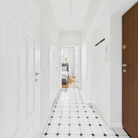 Premium Old Town Apartment